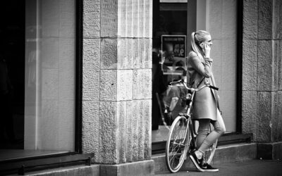 Retracez l&rsquo;histoire et l&rsquo;évolution de la technologie des vélos électriques